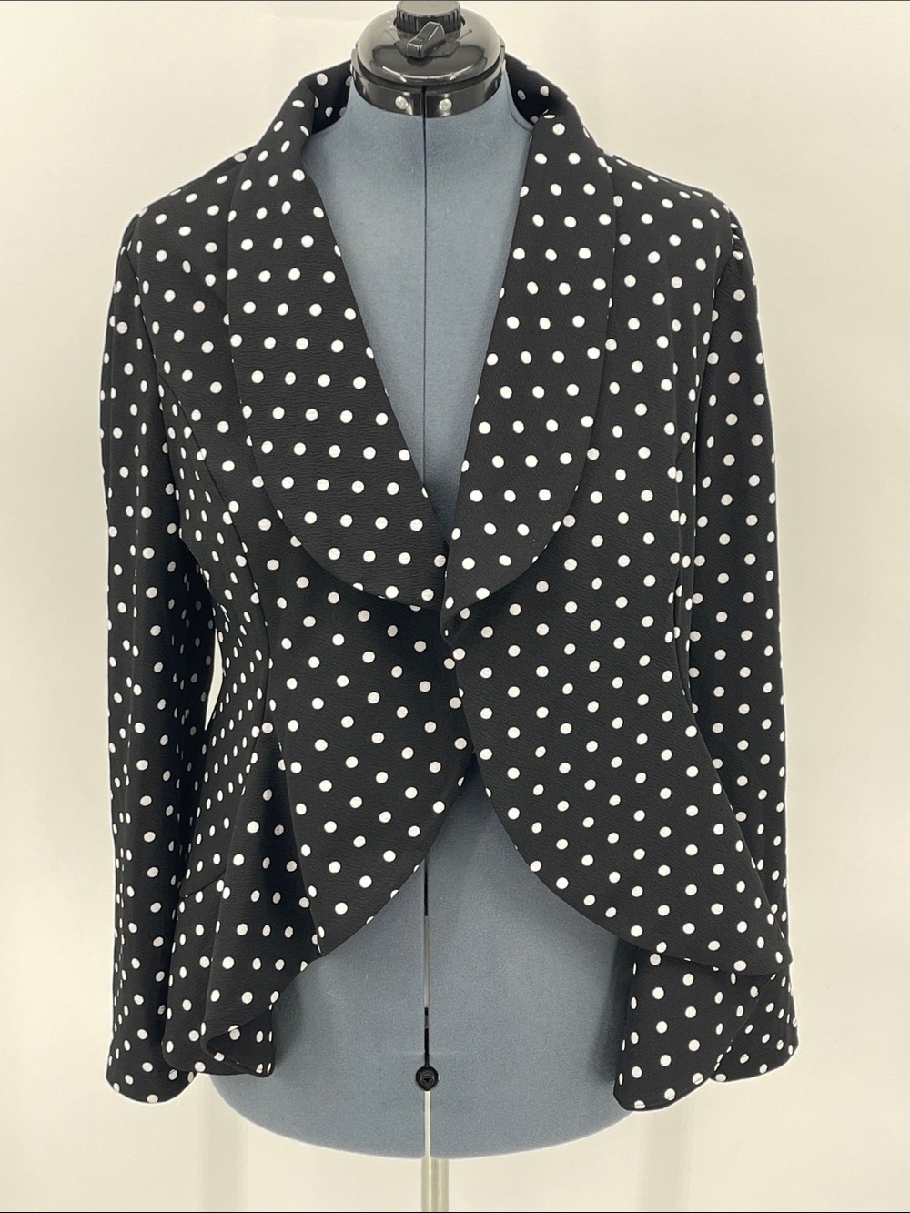 EMERY ROSE SIZE 1XL Polka Dot Draped Open-Front Women's Jacket - Black/White